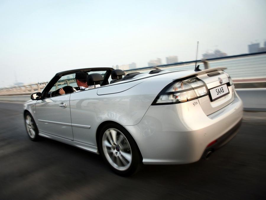 Saab 9-3 Aero Convertible 2008 года  (фото 13 из 16)